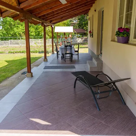 Prázdninový dům Nasa Kuca Grocka